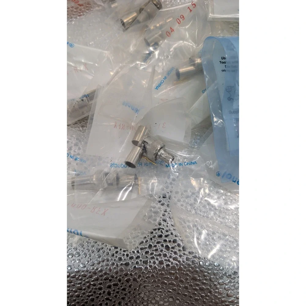 Amphenol BNC RF Connectors Lot 31-71000-RFX Crimp Plugs Coaxial Adapter‎ Bulk